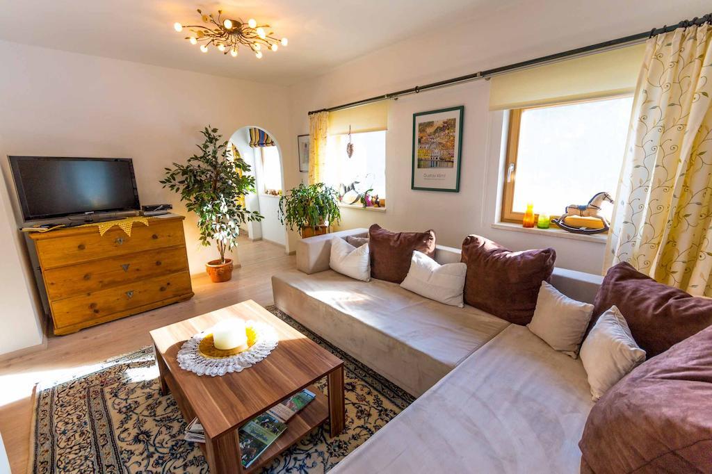 Ferienwohnung Reitgestuet Waldeck Saalfelden Exterior foto